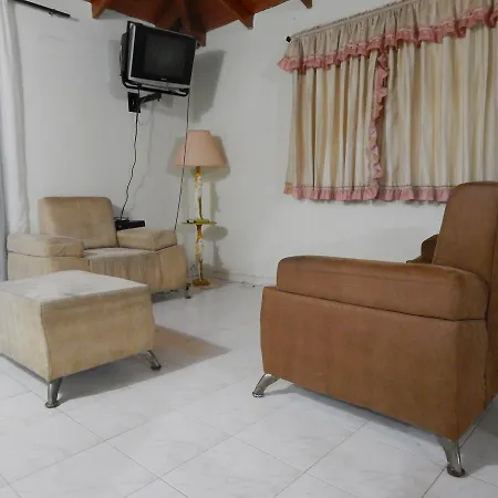 Chalet Cabana Los Jardines *