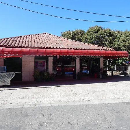 Chalet Cabana Los Jardines *