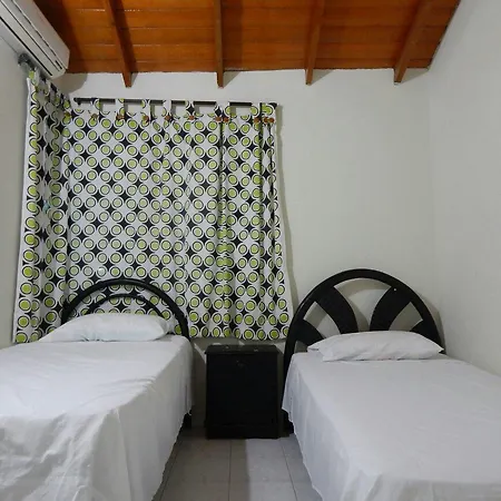 Chalet Cabana Los Jardines *
